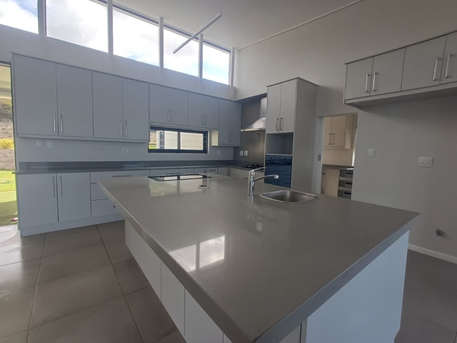 To Let 3 Bedroom Property for Rent in Dana Bay Western Cape